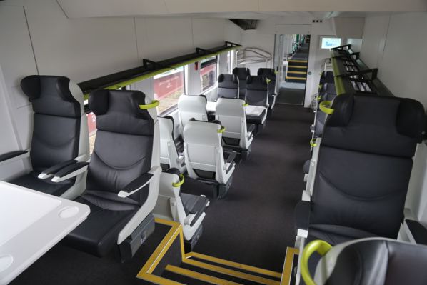 Belarus Pesa DP6 interior